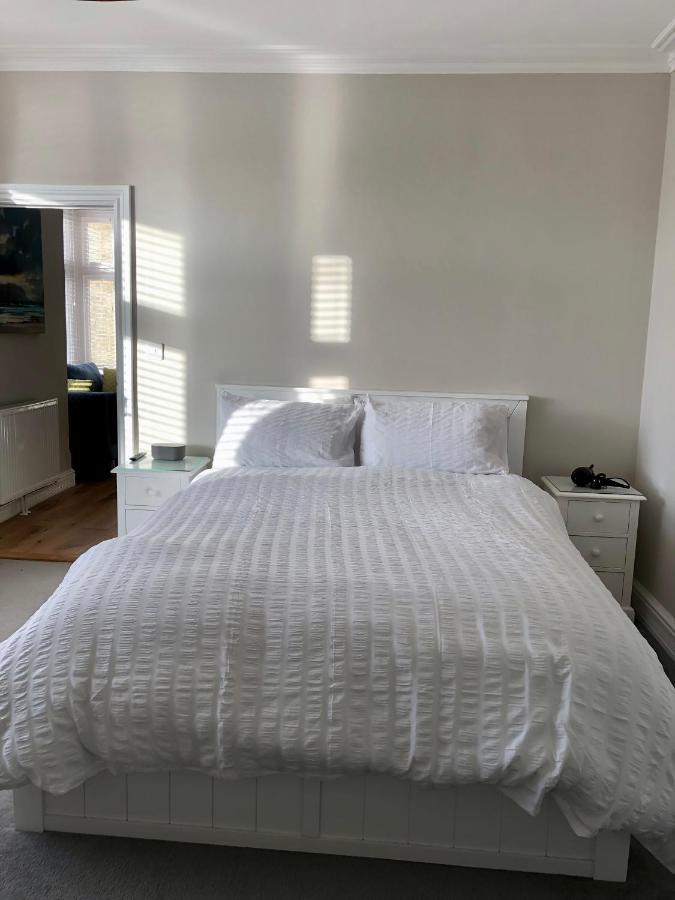 Stunning 2 Bed Georgian Apartment Swafield エクステリア 写真